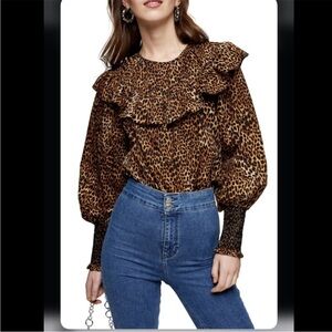 TOPSHOP - LEOPARD PRINT RUFFLE YOKE BLOUSE